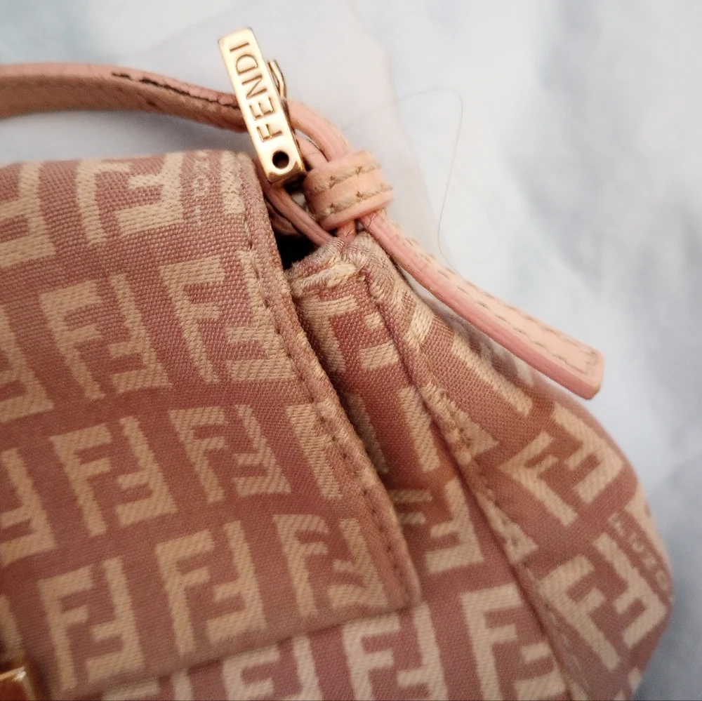 Fendi Beige and Cream FF Logo Shoulder Bag with Gold Hardware - Picture 3 of 15